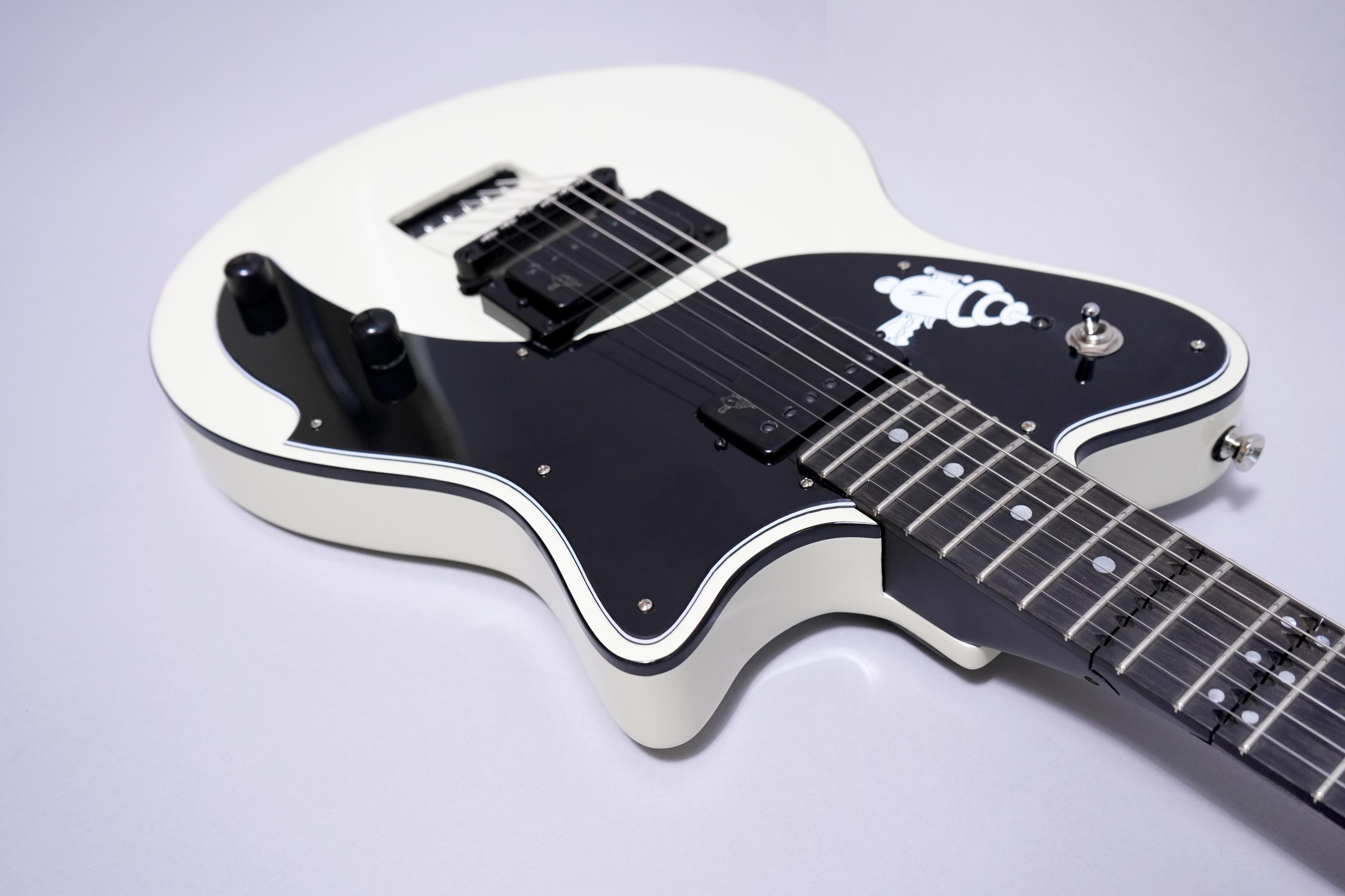 Steve Stevens Ascender Platinum – Ciari Guitars