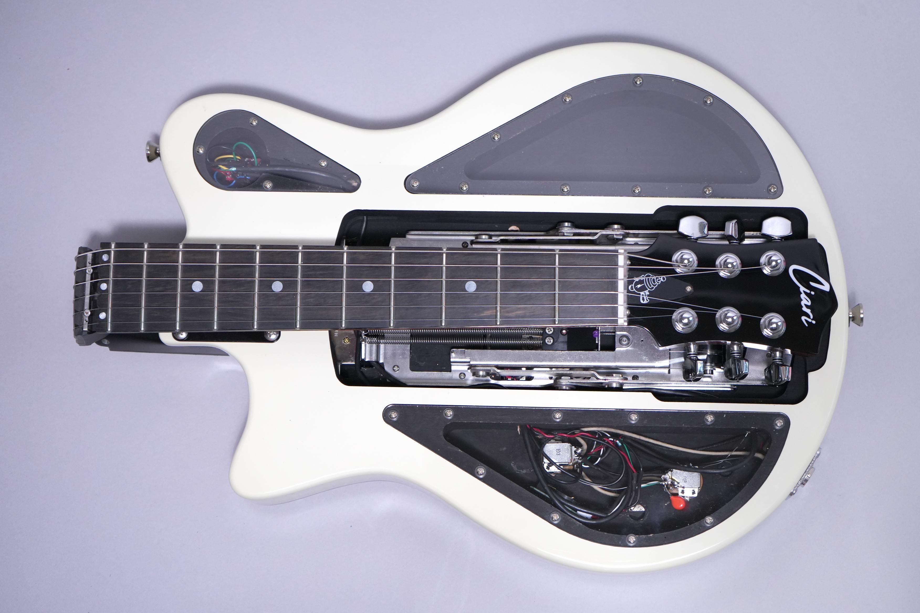 Steve Stevens Ascender Platinum – Ciari Guitars